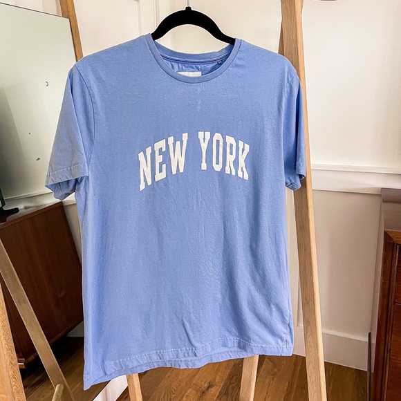 Denim & Flower Tops - DENIM + FLOWER - UNISX “New York” T-shirt